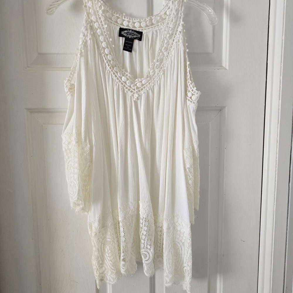 White Lace Trim Women’s Top
